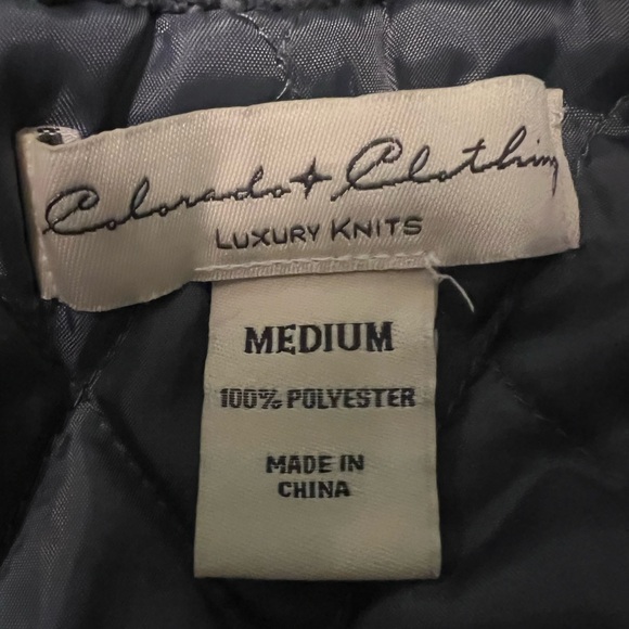 Vest - Picture 2 of 4